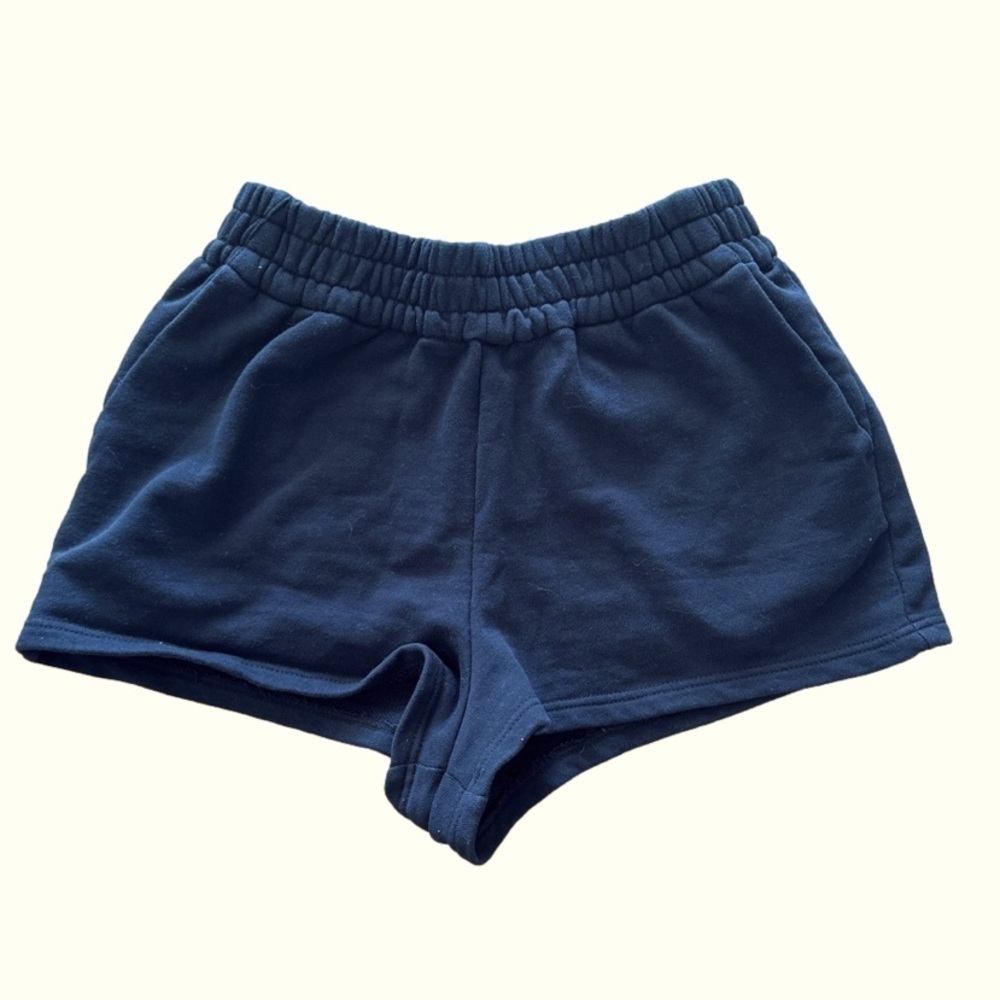 Oak + Fort black shorts size small